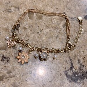 Charm bracelet